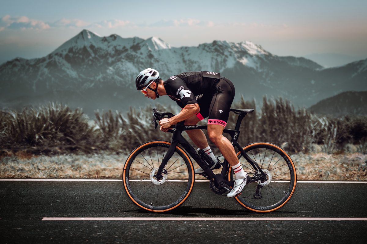 Lún HYPER 23 Winspace Carbon Wheelset - 67mm Rim Depth